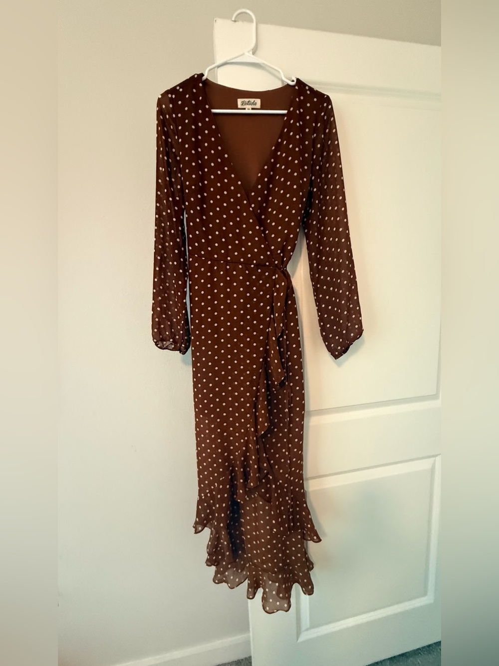 Listicle Terracotta Brown Polka Dot Ruffle Wrap Midi Dress Size Medium M🩷 - Picture 4 of 10
